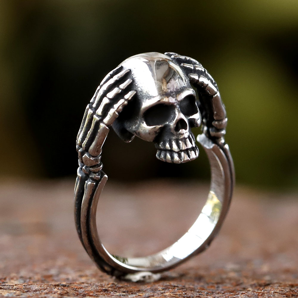 Vintage Fashion Guide - 2025 Vintage Head Hugging Skull Cuff