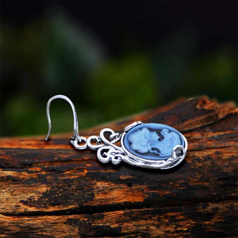 Đầm Bầu Dục Nữ Hoàng Hậu Cameo - đánh giá và giá Vintage Fashion Queen