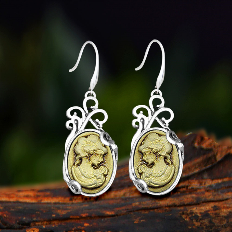 Đầm Bầu Dục Nữ Hoàng Hậu Cameo - đánh giá và giá Vintage Fashion Queen